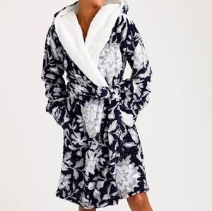 Vera Bradley Floral Robe - NEW